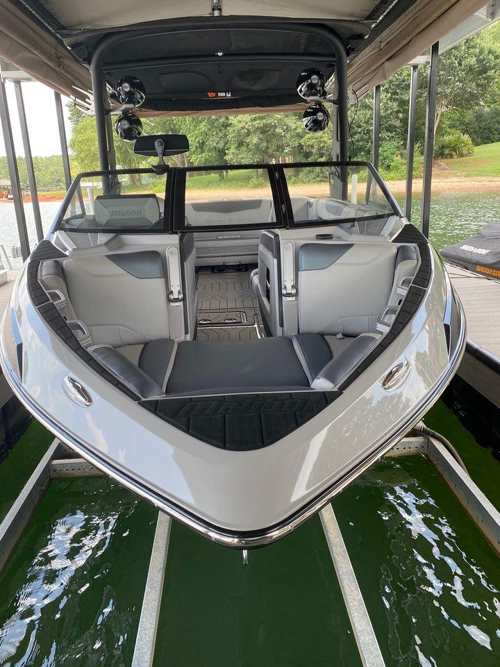 2018 Malibu Wakesetter 23 LSV with high-performance 450 HP Monsoon 6.2L Engine