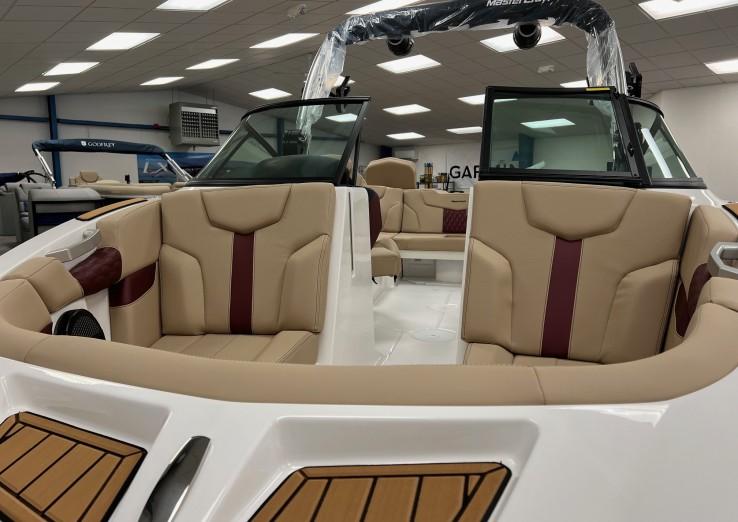 2024 Mastercraft XT20