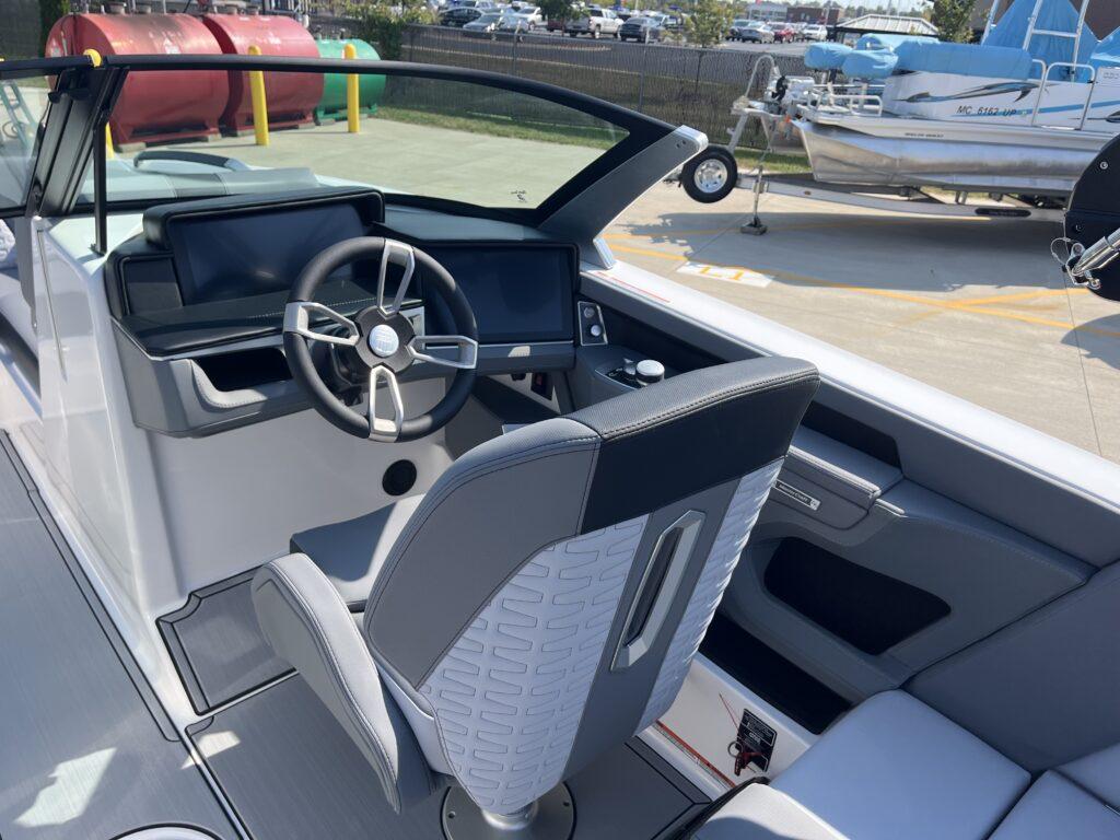 2025 MasterCraft X22