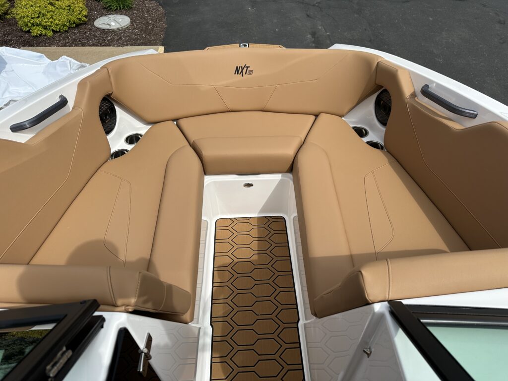 2024 MasterCraft NXT22