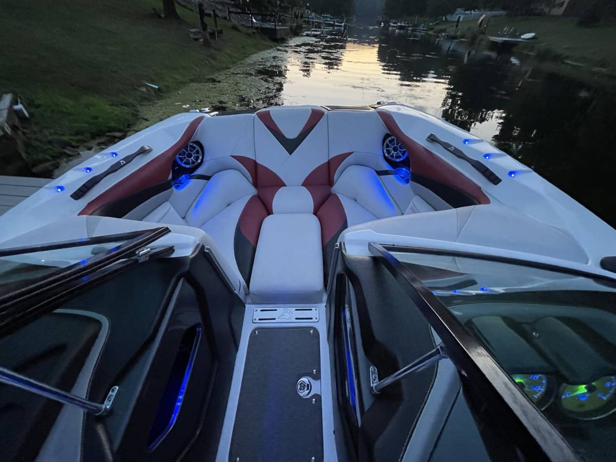 Centurion Boats FX22 V-Drive 22 2014