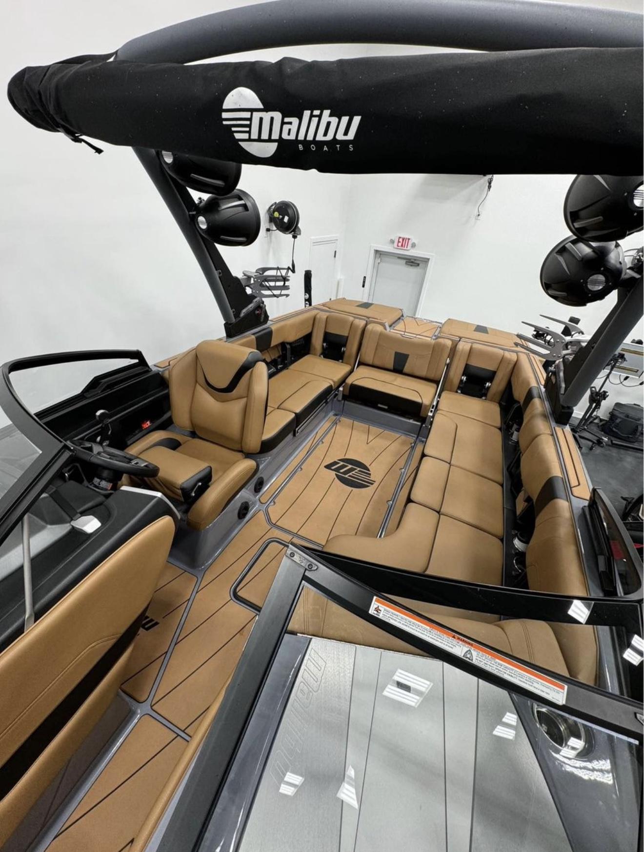2022 Malibu Wakesetter 23 LSV