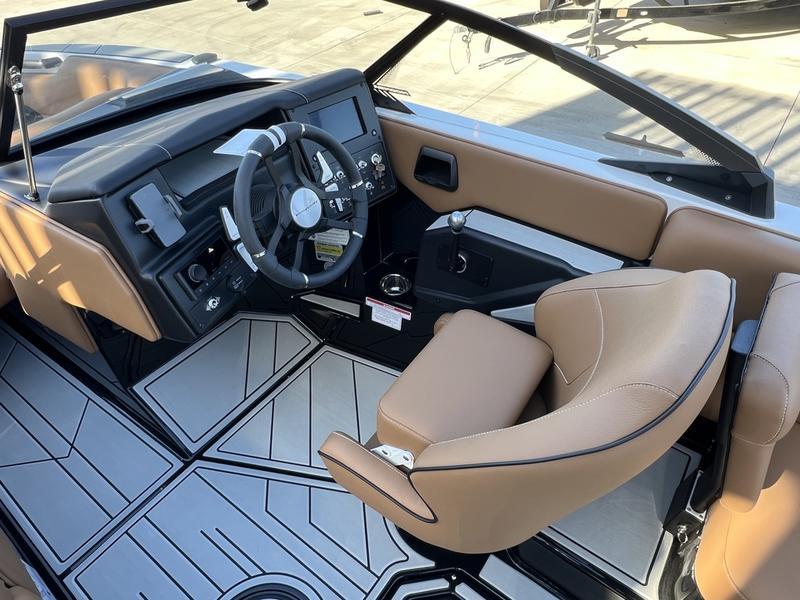 2025 Moomba Mojo