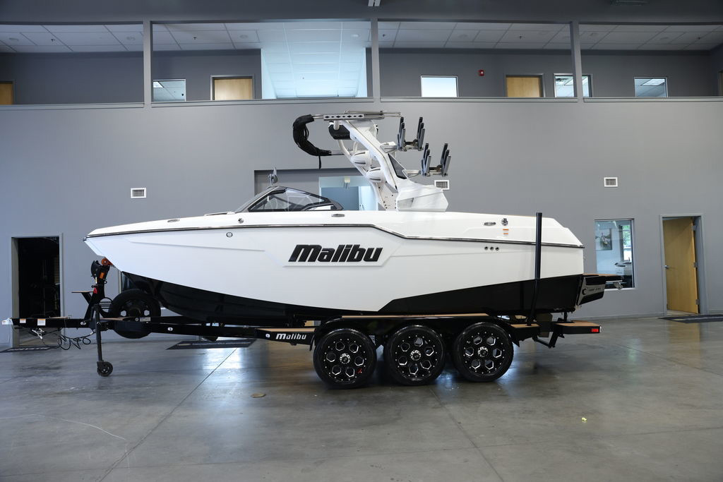 boat.Title
