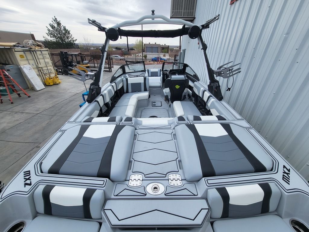 2025 Malibu Boats 22 MXZ