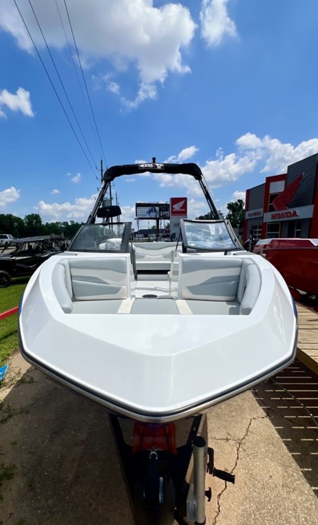 2024 Axis Wake Research T220-R