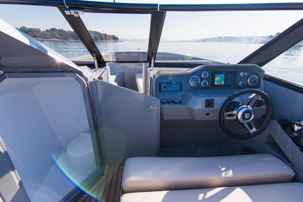 boat.Title