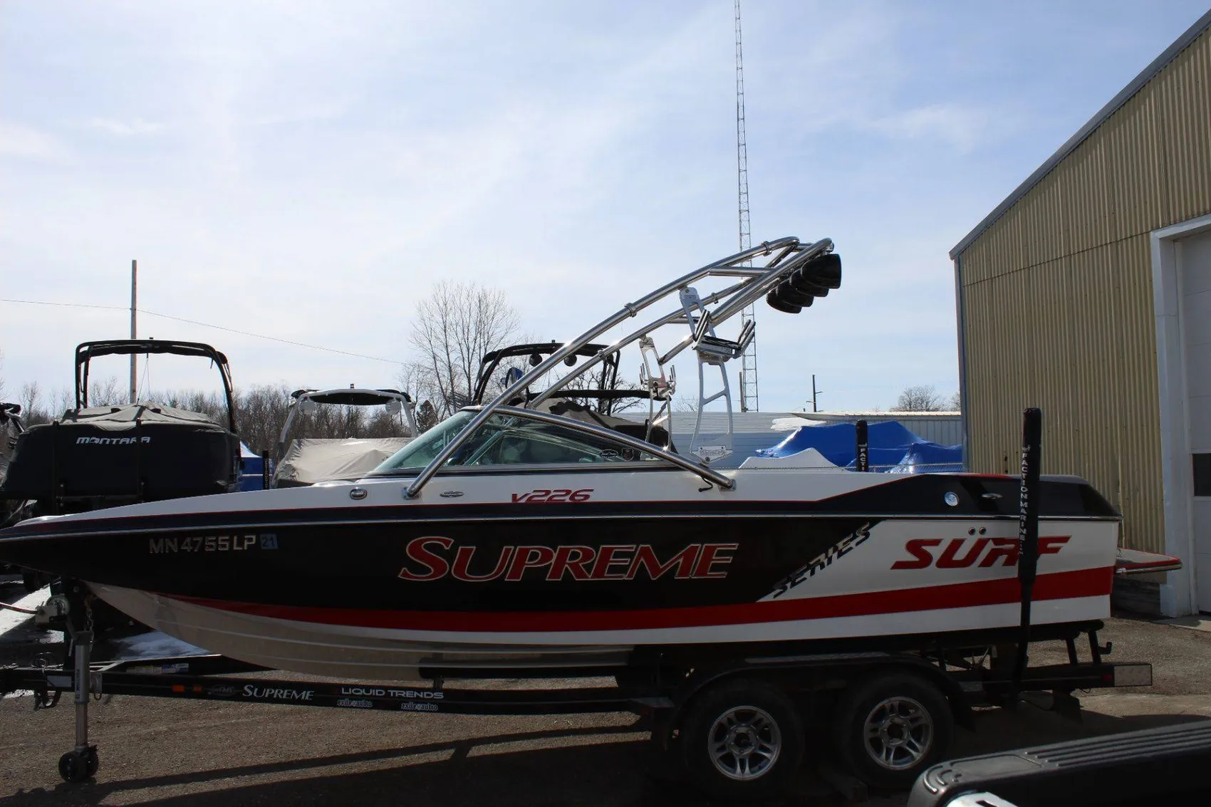 2011 Supreme V226
