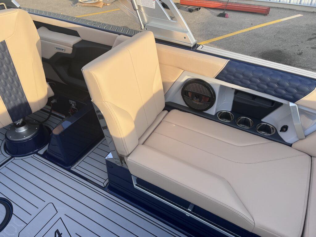 2025 MasterCraft XT24