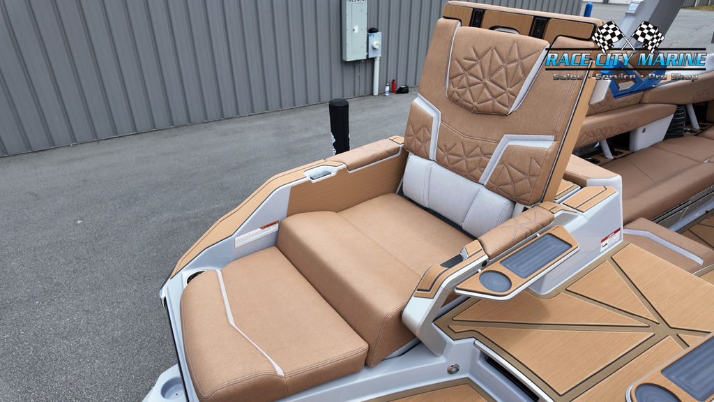 2025 Nautique Paragon 25