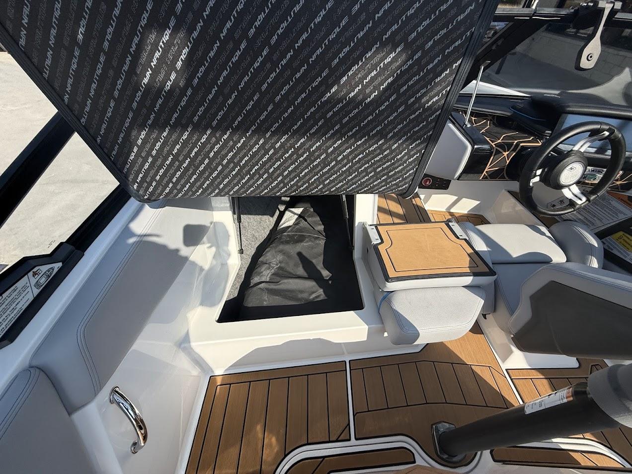 2024 Ski Nautique 200 Demo