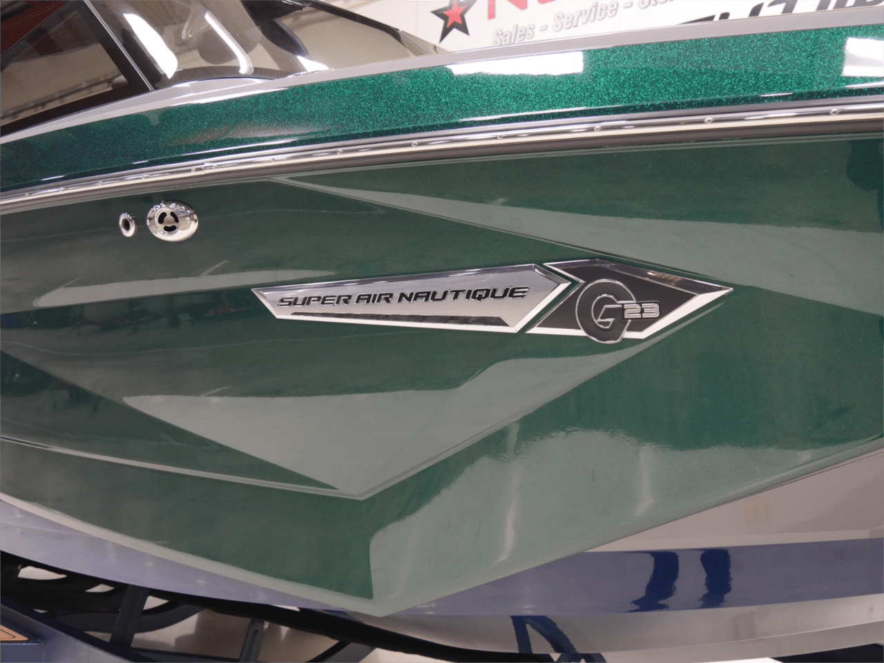 2021 Nautique G23 – Emerald Metal Flake/Admiral Blue