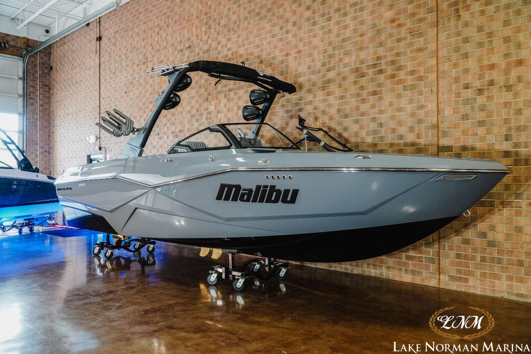2024 Malibu 25 LSV