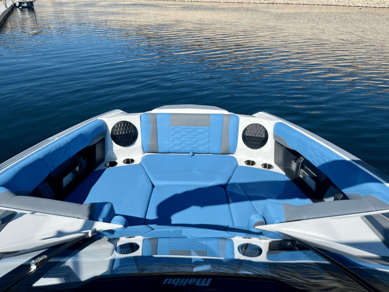 2025 Malibu 24 MXZ