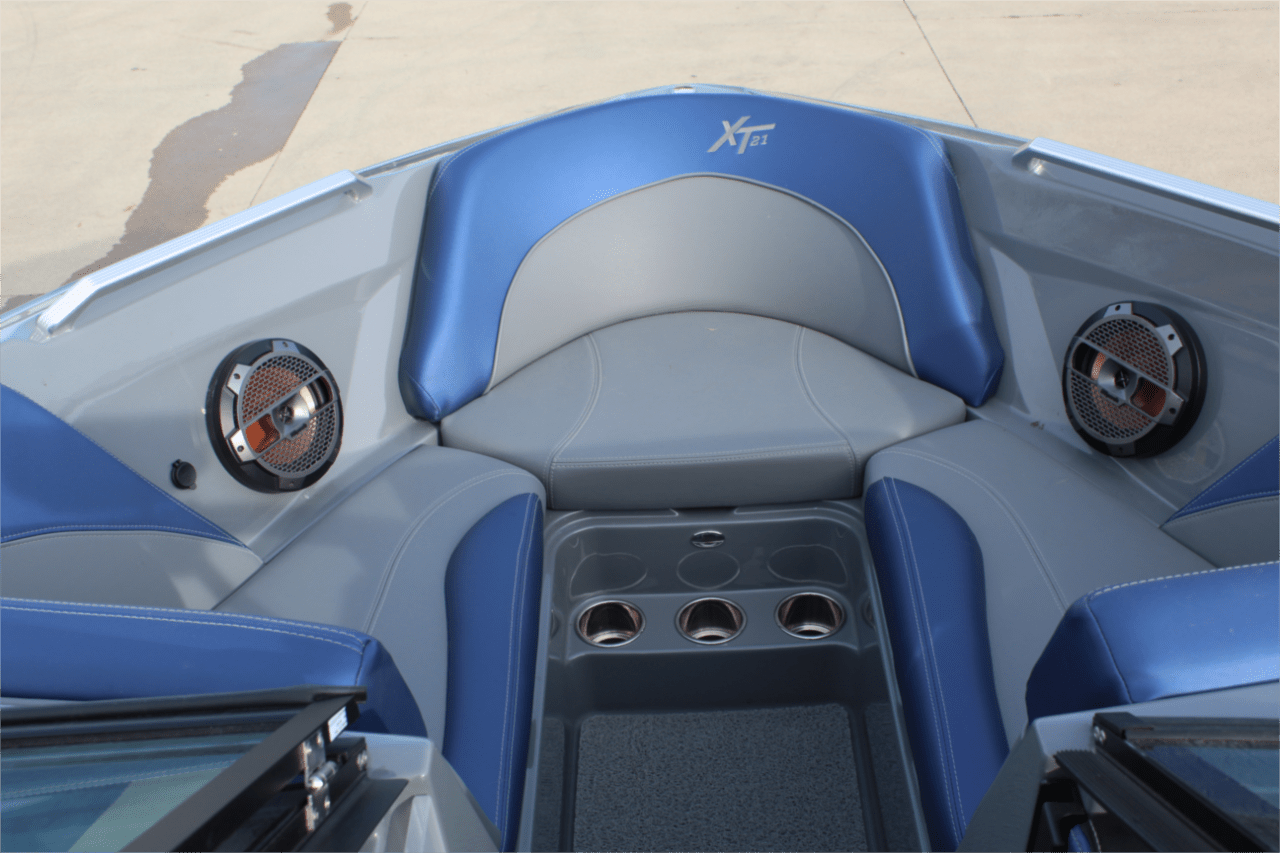 2022 Mastercraft XT21