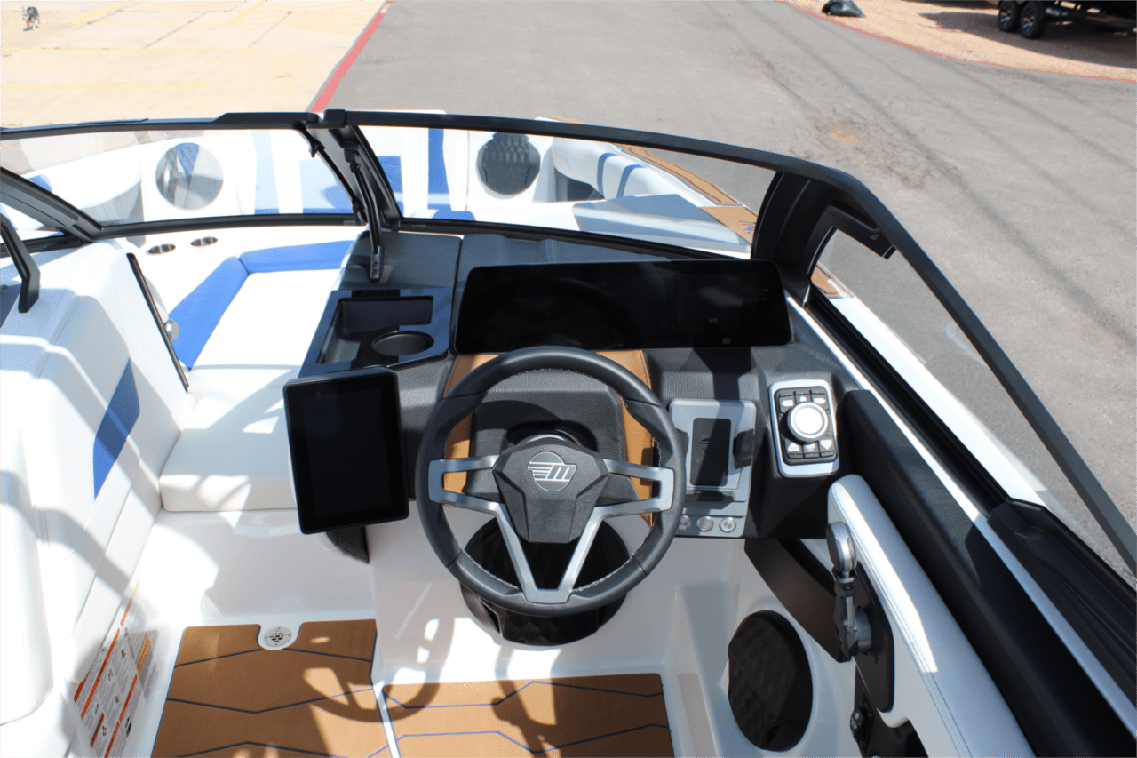 2025 Malibu 22 MXZ