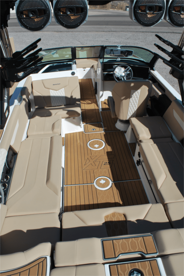 2025 MasterCraft XT25