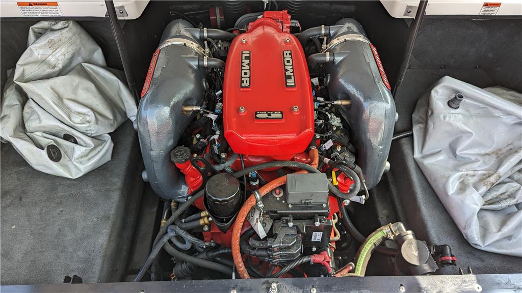 2014 MasterCraft X46- 6.2L w/ Trailer