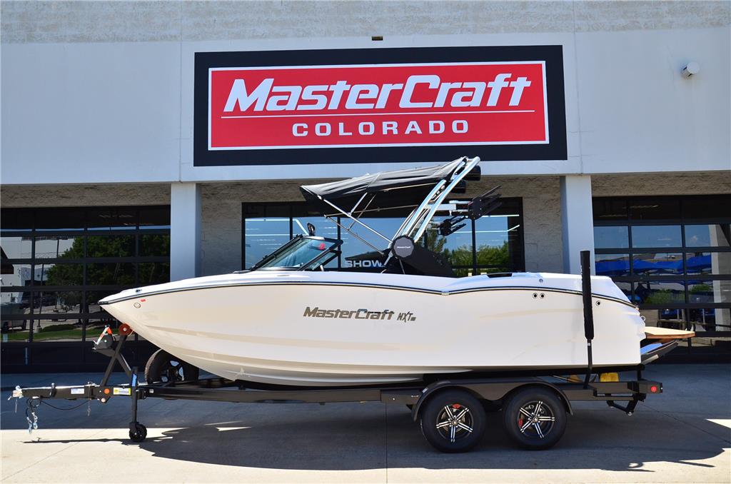 2023 MasterCraft NXT21 – Closeout pricing!