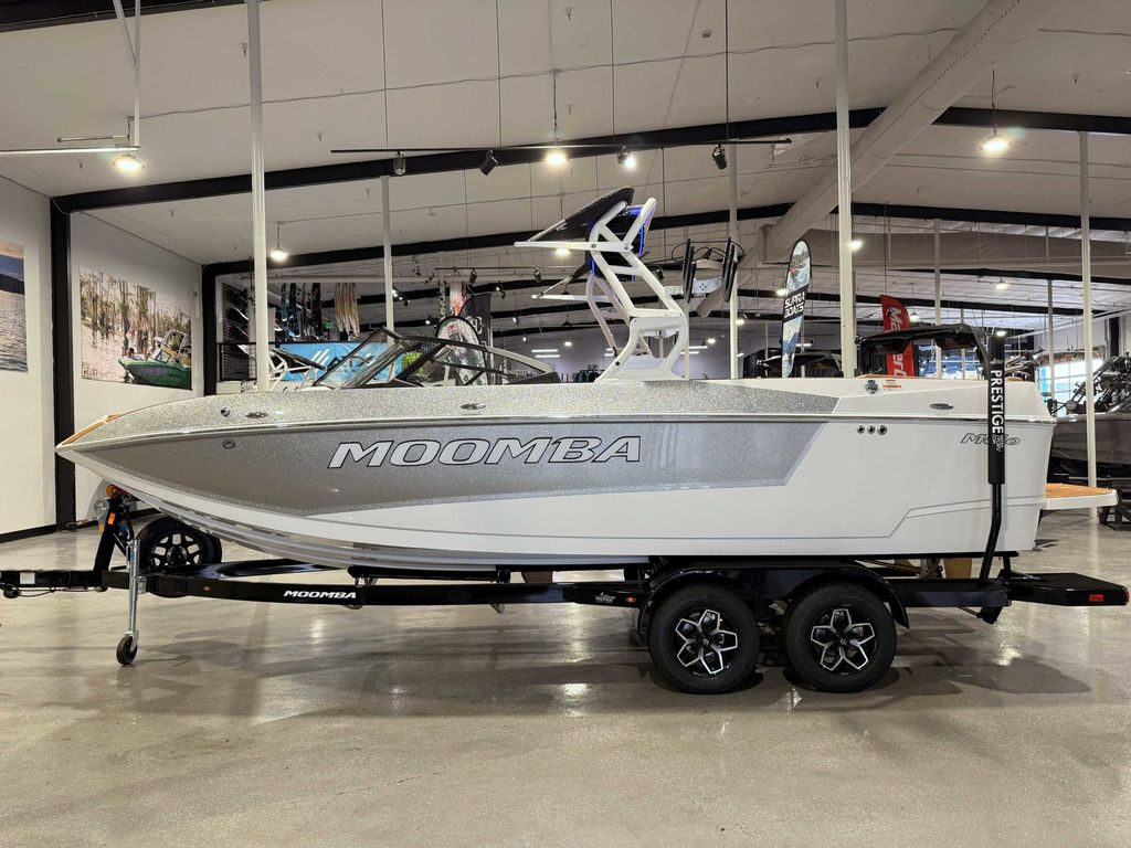 2025 MOOMBA Mojo