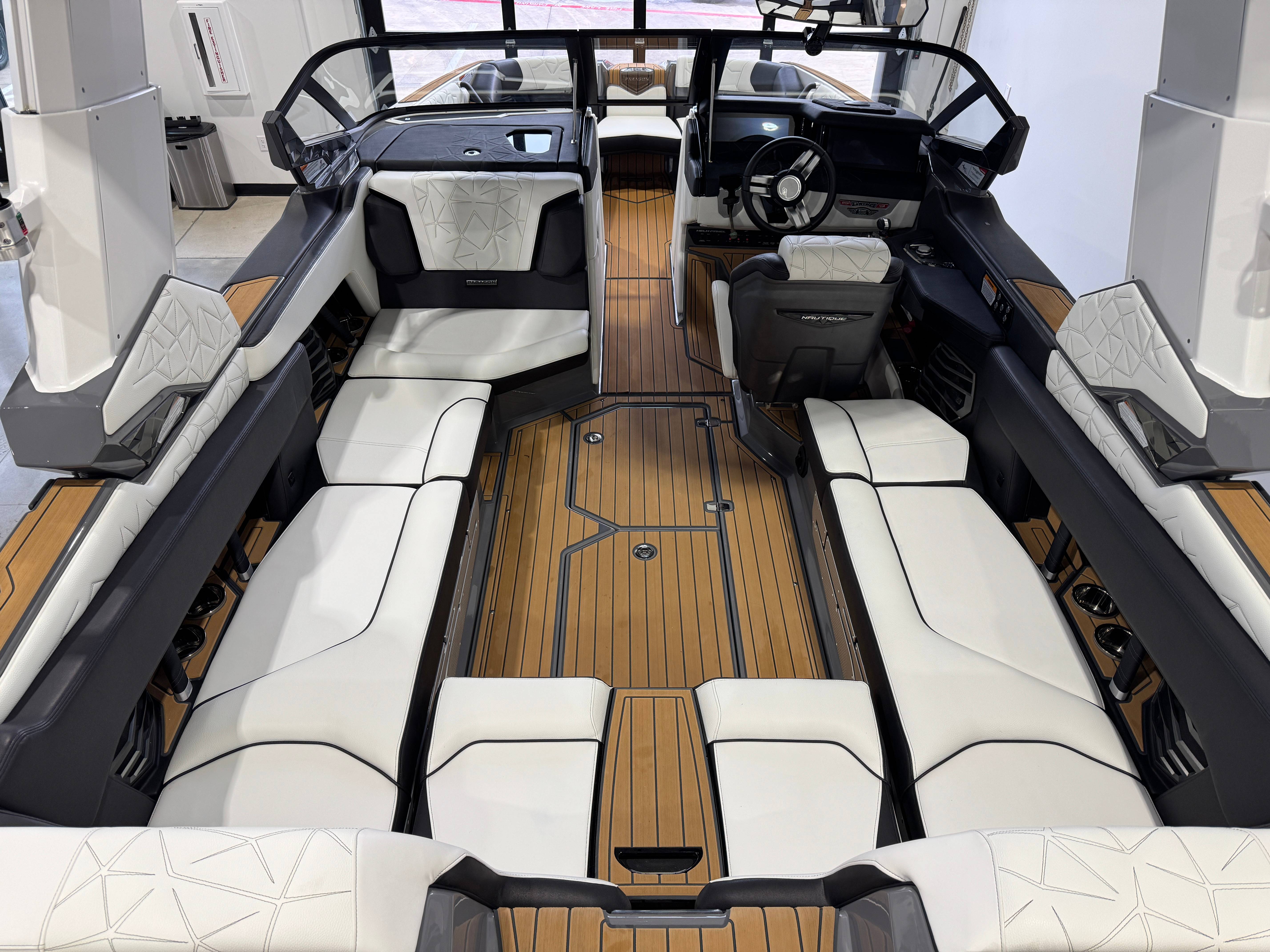 2023 Nautique Super Air Nautique G23 Paragon
