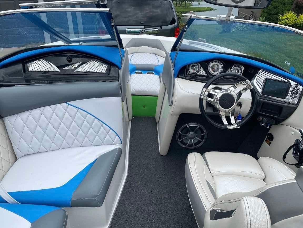 2013 Tigé RZR WetSounds Ballast PNP FAE TAP3T Surf tabs