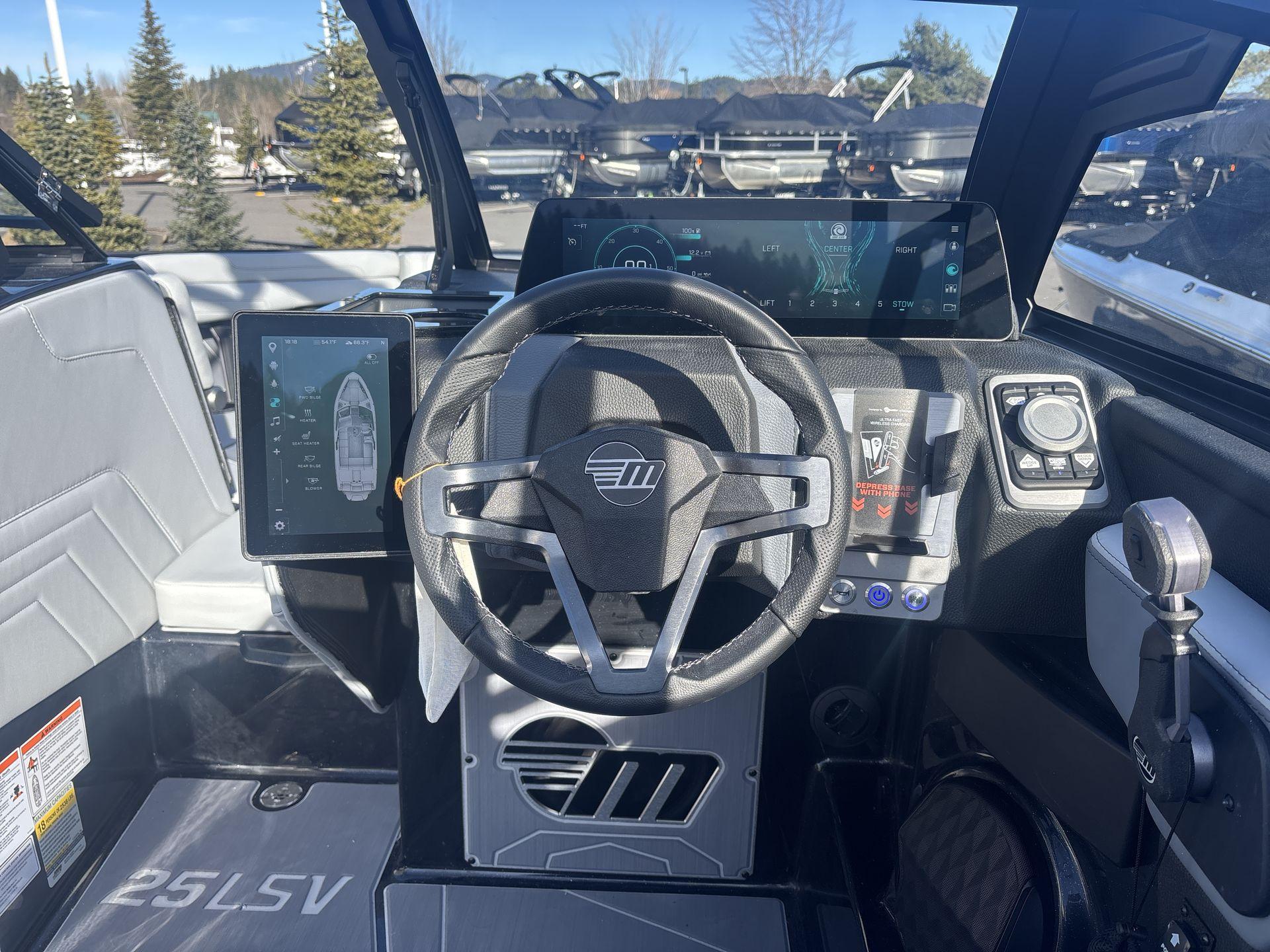 2025 Malibu 25LSV