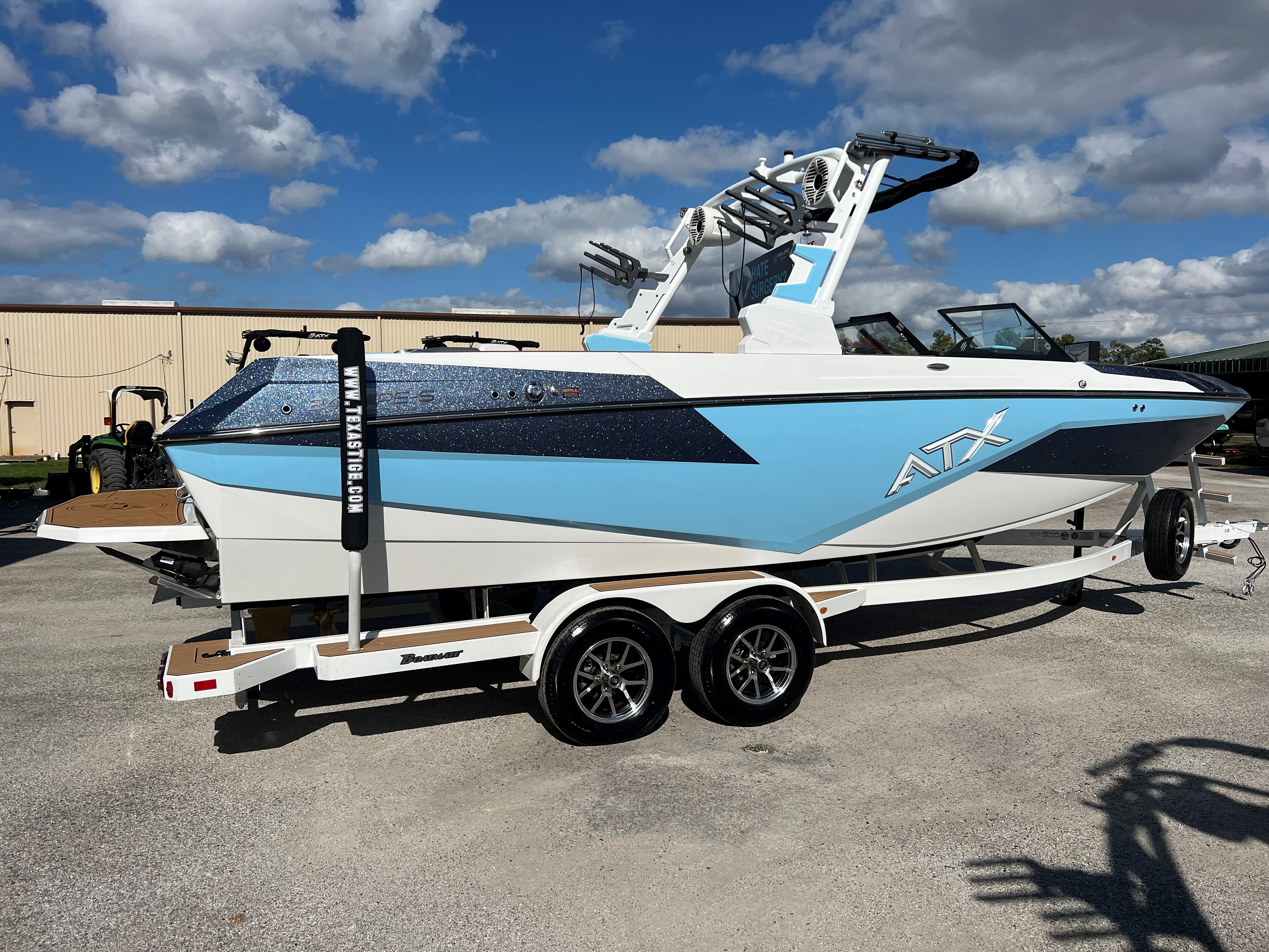 boat.Title
