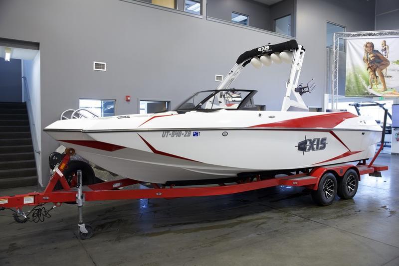 boat.Title
