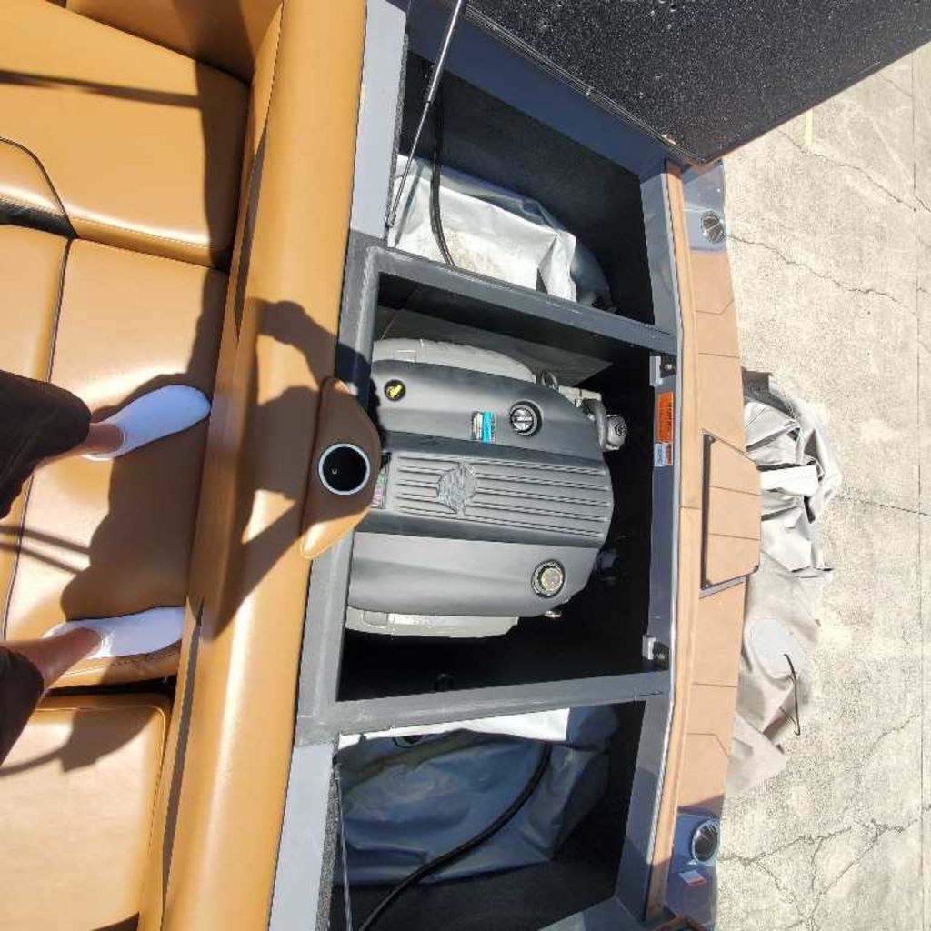 2022 Axis Wake Research Core Series A22