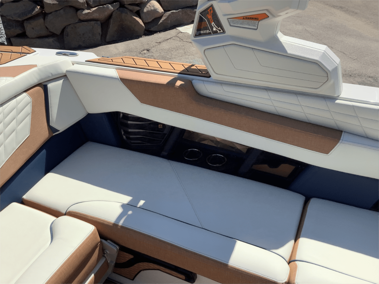 2024 Nautique G23