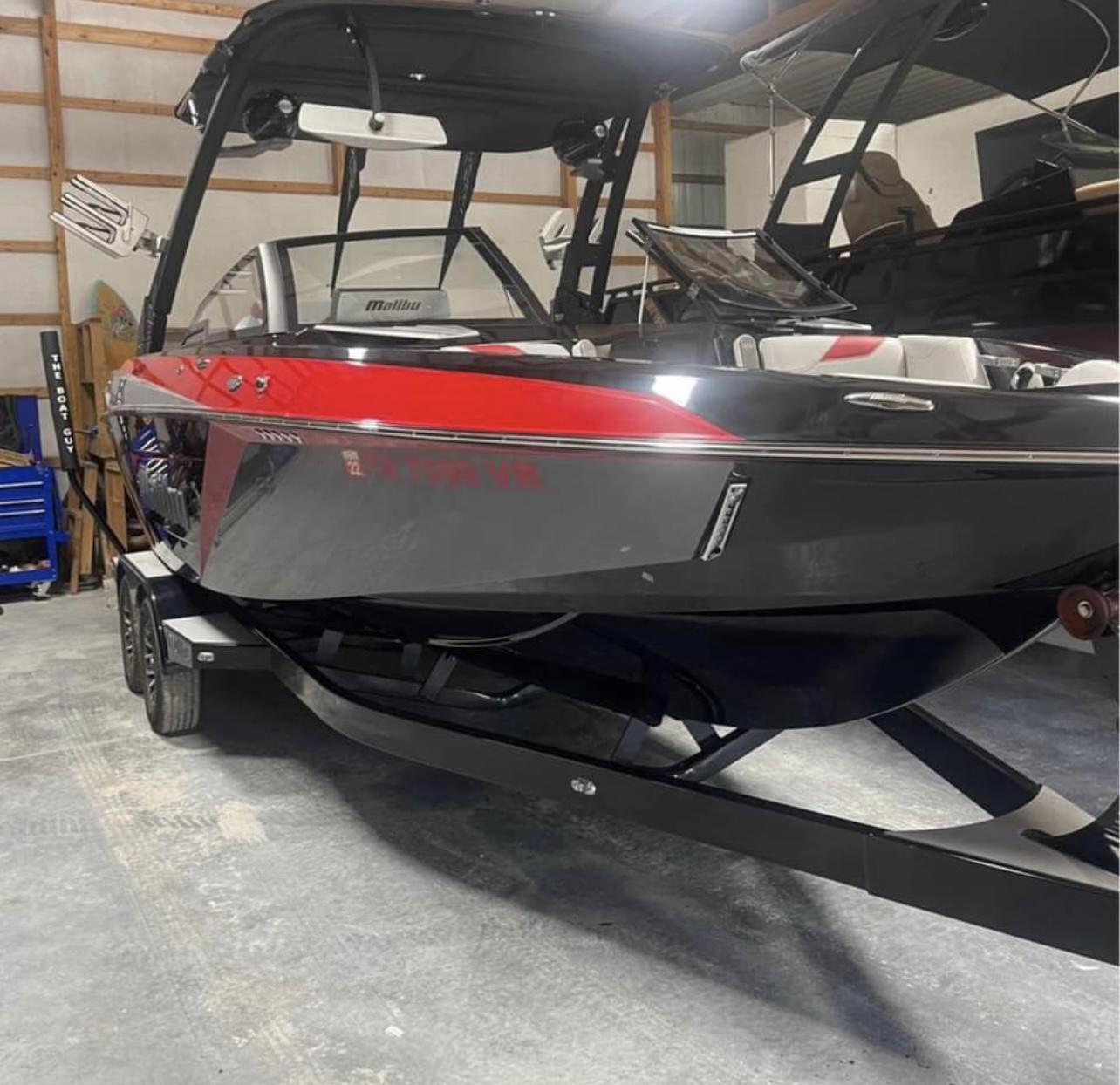 boat.Title