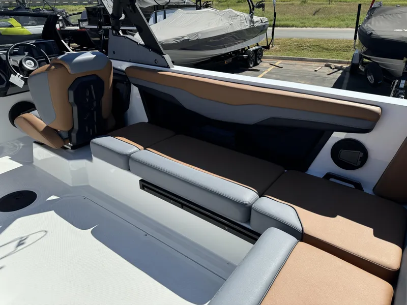 2025 Axis T235