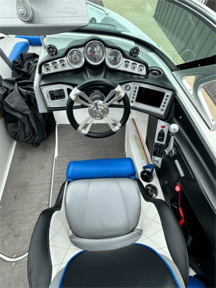 2015 Mastercraft X30 – Very Clean!