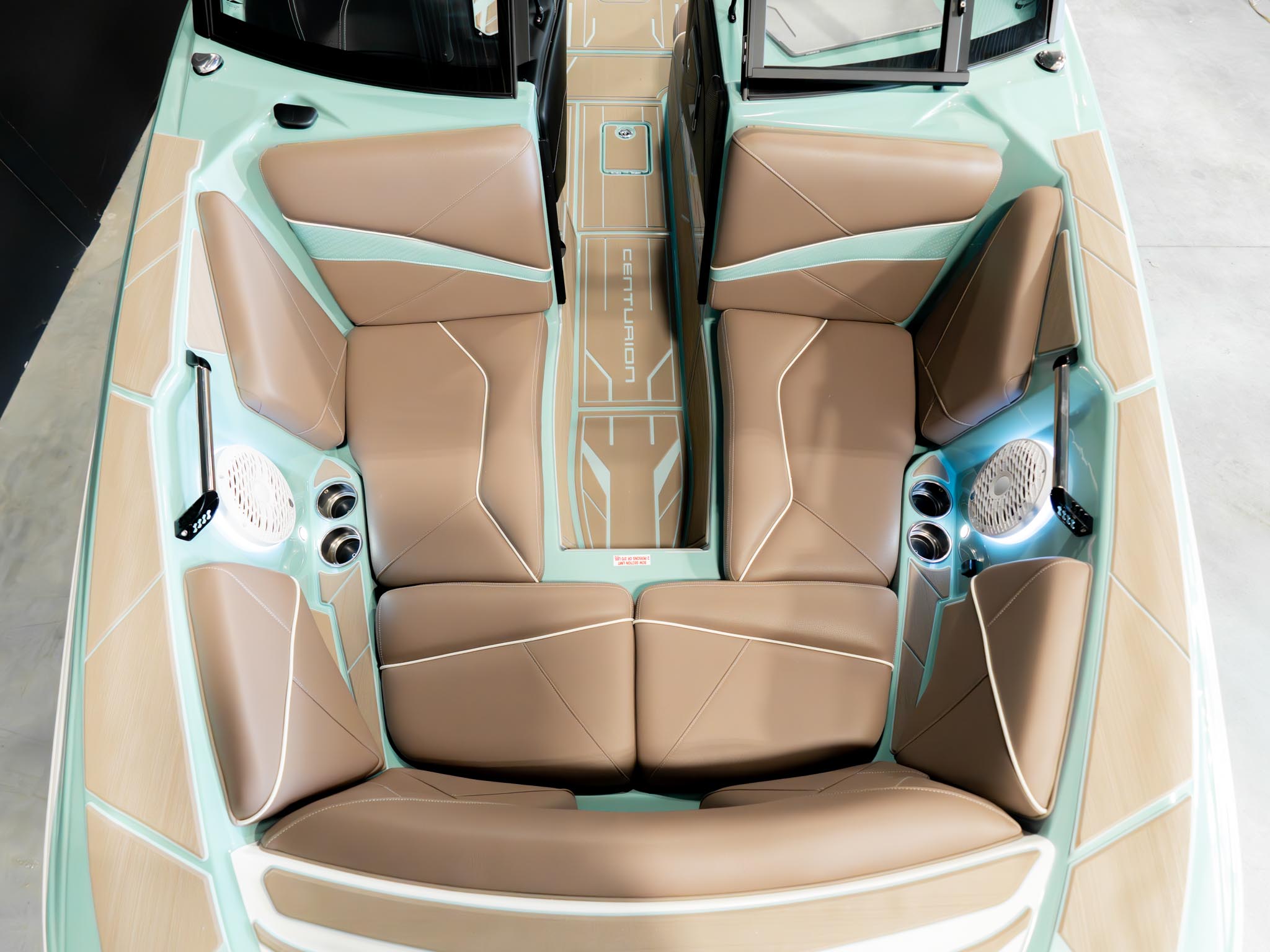 2025 Centurion NV233 &#8211; Spearmint / White