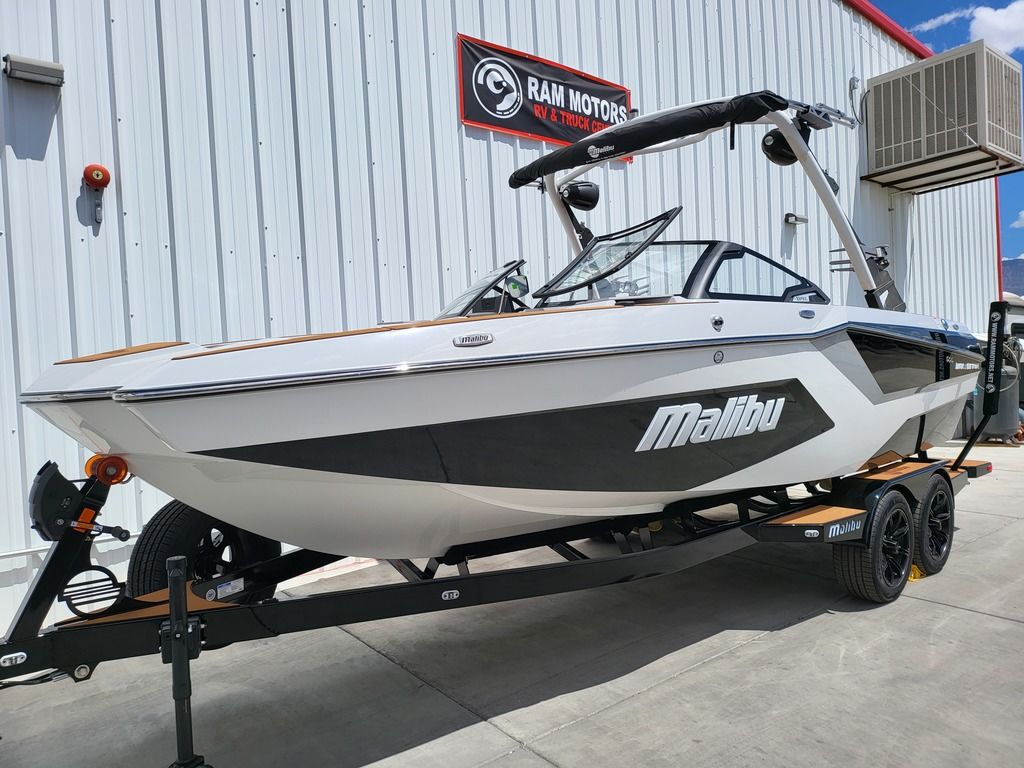 2024 Malibu Boats 23 MXZ