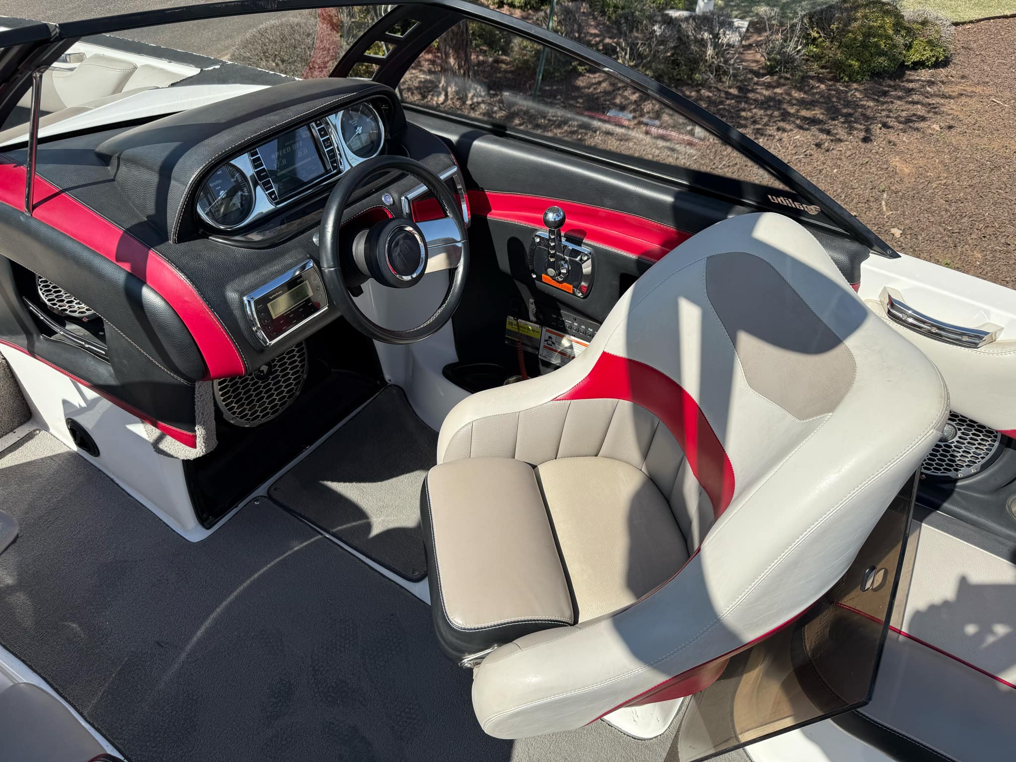 2013 Malibu Wakesetter 24 MXZ