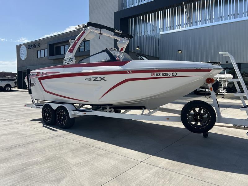 boat.Title