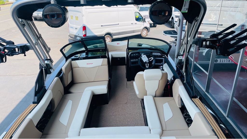 2024 MasterCraft NXT21