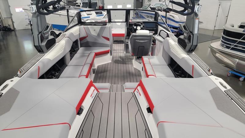 2022 Nautique S23