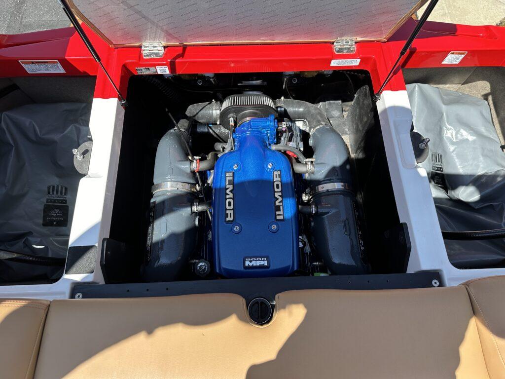 2019 MasterCraft XT21