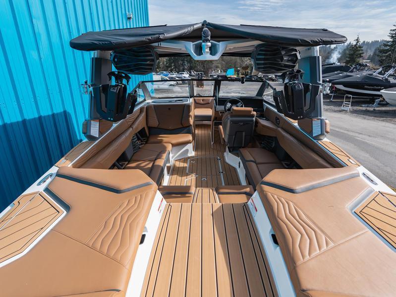 2025 Nautique G23