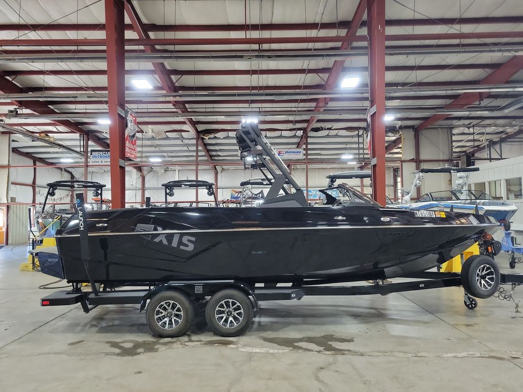 boat.Title