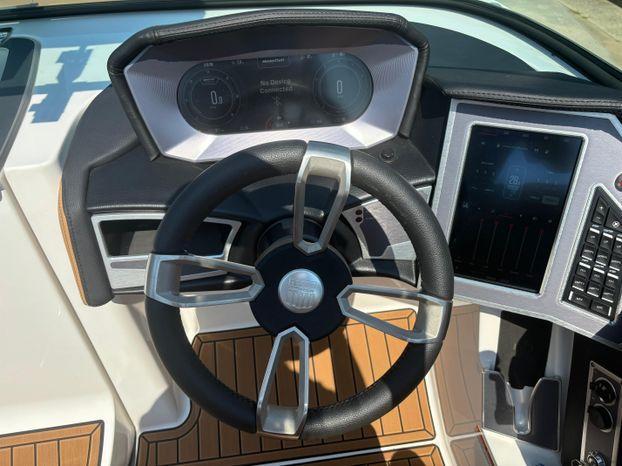 2022 MasterCraft X26