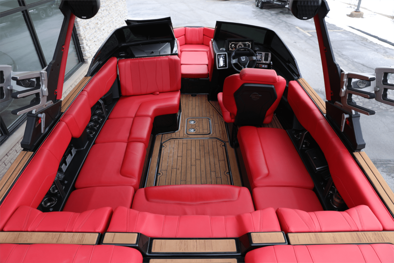 2023 Malibu Wakesetter 22 LSV – New Arrival – M6 Motor!