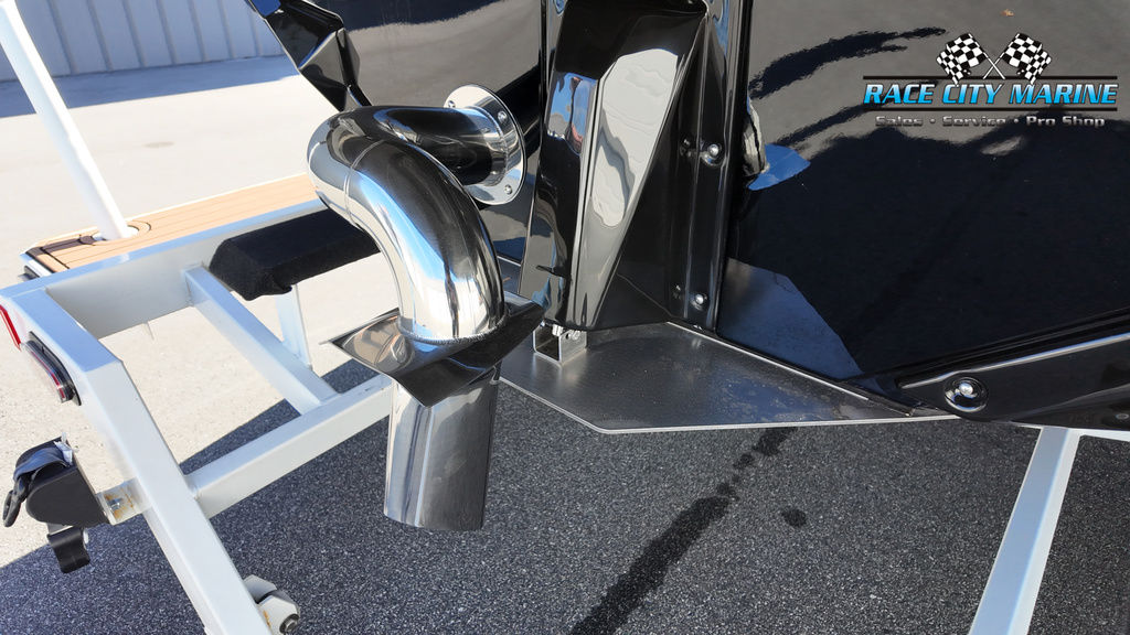 2025 Nautique S21