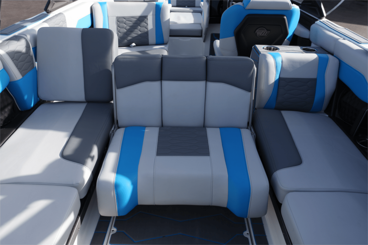 2025 Malibu 24 MXZ