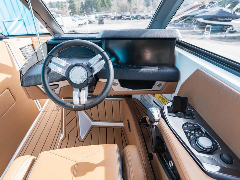 2025 Nautique G23