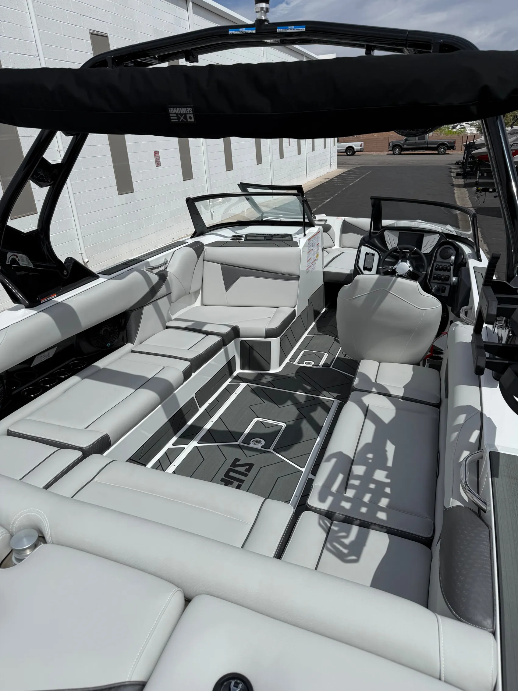 2025 Supreme S240