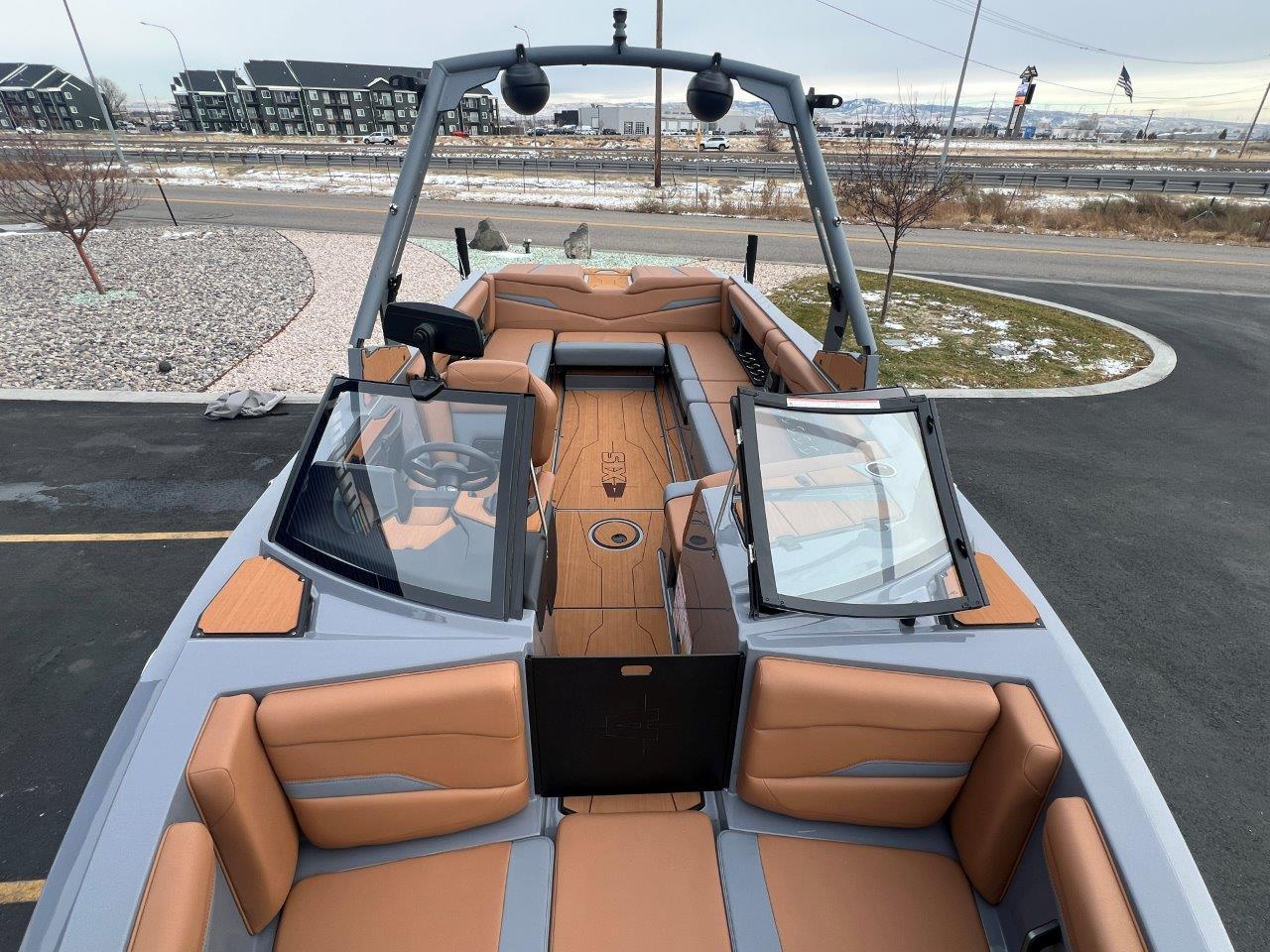 2025 Axis T250
